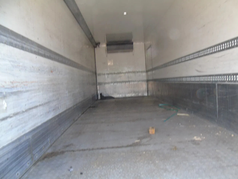Iveco Stralis 360 + THERMO KING T600R + EURO 6 + 3T LIFT - Camión frigorífico: foto 5 Iveco Stralis 360 + THERMO KING T600R + EURO 6 + 3T LIFT - Camión frigorífico: foto 5