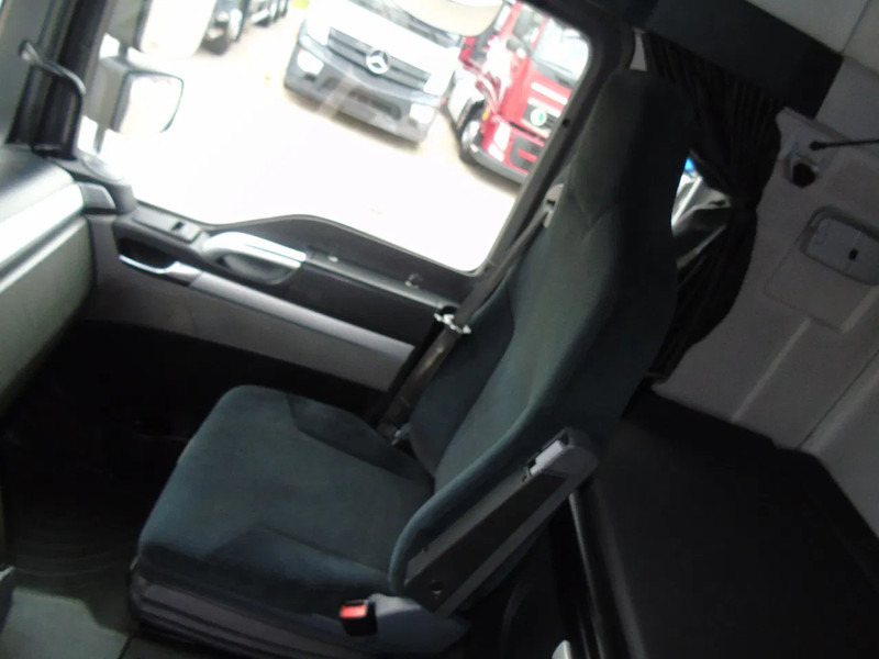 Camión caja cerrada MAN TGM 12.250 + EURO 6 + LIFT: foto 10