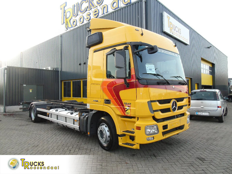 Mercedes-Benz Actros 1841 + EURO 5 EEV - Camión portacontenedore/ Intercambiable: foto 1 Mercedes-Benz Actros 1841 + EURO 5 EEV - Camión portacontenedore/ Intercambiable: foto 1