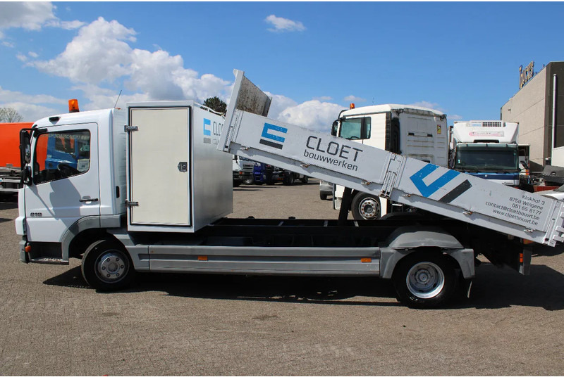 Mercedes-Benz Atego 818 + TIPPER + MANUAL - Camión volquete: foto 2 Mercedes-Benz Atego 818 + TIPPER + MANUAL - Camión volquete: foto 2