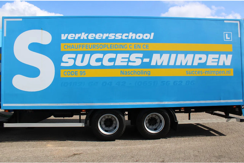 Pacton 2X AXLE + NICE TRAILER - Remolque caja cerrada: foto 2 Pacton 2X AXLE + NICE TRAILER - Remolque caja cerrada: foto 2