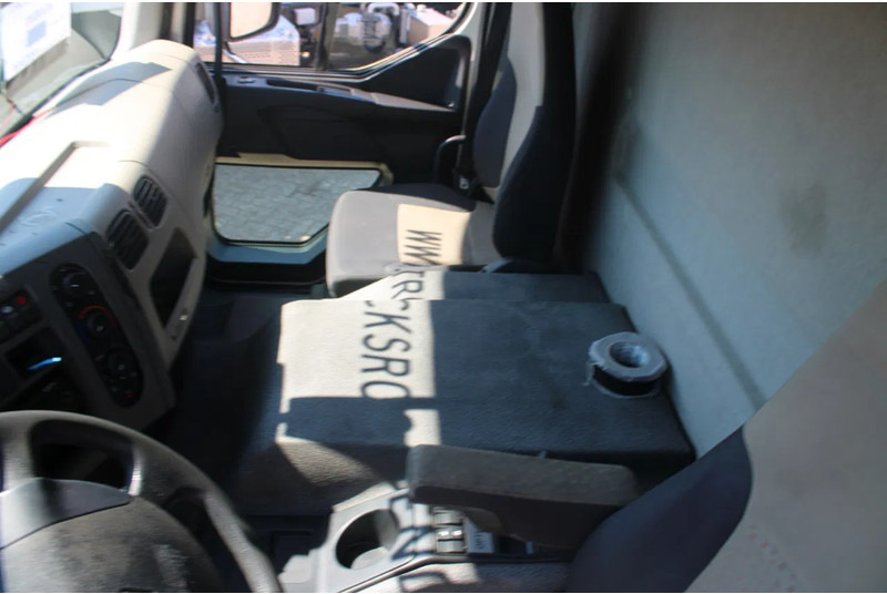 Camión caja cerrada Renault Premium 430DXI + + 11400liter EURO 5: foto 12