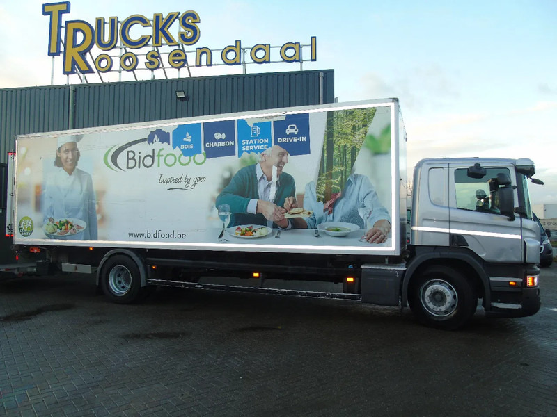 Scania P 310 + EURO 5 + LIFT + 19T - Camión caja cerrada: foto 2 Scania P 310 + EURO 5 + LIFT + 19T - Camión caja cerrada: foto 2