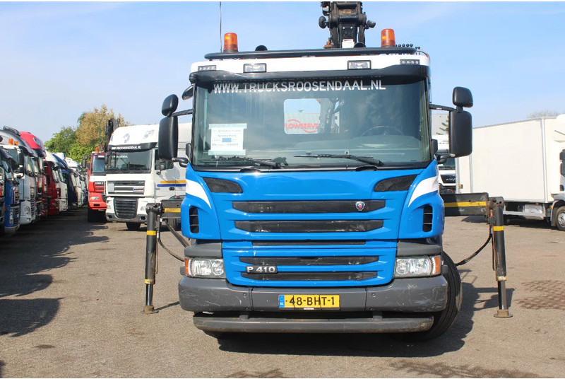Scania P410 P 410 + PALFINGER EPSILON + HOOK + 8X2 STEERING AXLE - Camión grúa: foto 3 Scania P410 P 410 + PALFINGER EPSILON + HOOK + 8X2 STEERING AXLE - Camión grúa: foto 3
