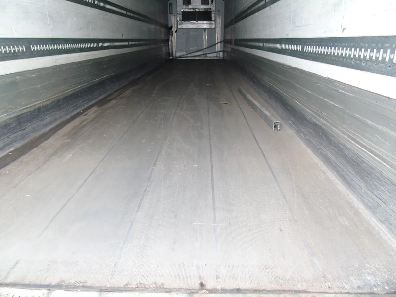 Schmitz Cargobull + CARRIER VECTOR 1950 + LIFT + APK 07-26 - Semirremolque frigorífico: foto 4 Schmitz Cargobull + CARRIER VECTOR 1950 + LIFT + APK 07-26 - Semirremolque frigorífico: foto 4