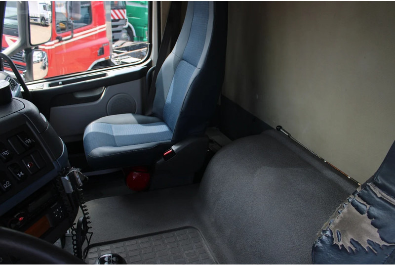 Camión grúa Volvo FH 12.440 +6X4+ HIAB 166E3 PRO + EURO 5 + MANUAL: foto 11