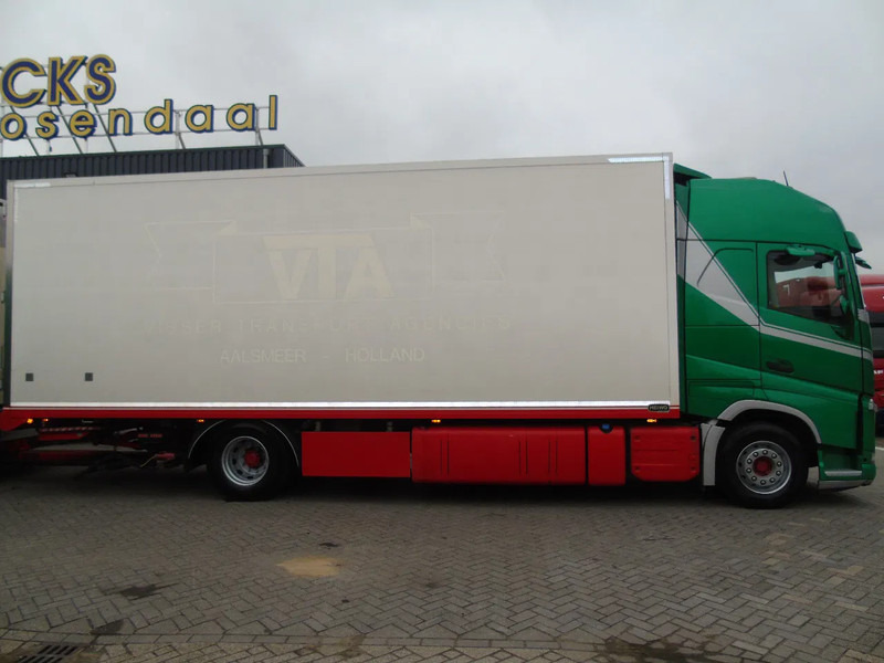 Volvo FH 460 + TRS + COMBI + EURO 6 - Camión frigorífico: foto 3 Volvo FH 460 + TRS + COMBI + EURO 6 - Camión frigorífico: foto 3