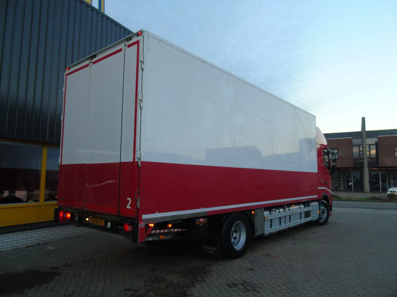 Volvo FH 460 + TRS COOLING + LIFT + EURO 6 - Camión frigorífico: foto 3 Volvo FH 460 + TRS COOLING + LIFT + EURO 6 - Camión frigorífico: foto 3