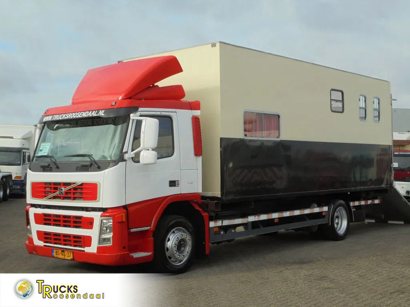 Volvo FM 9.310 + Euro 5 + Manual + Horse transport - Camión portacontenedore/ Intercambiable: foto 1 Volvo FM 9.310 + Euro 5 + Manual + Horse transport - Camión portacontenedore/ Intercambiable: foto 1