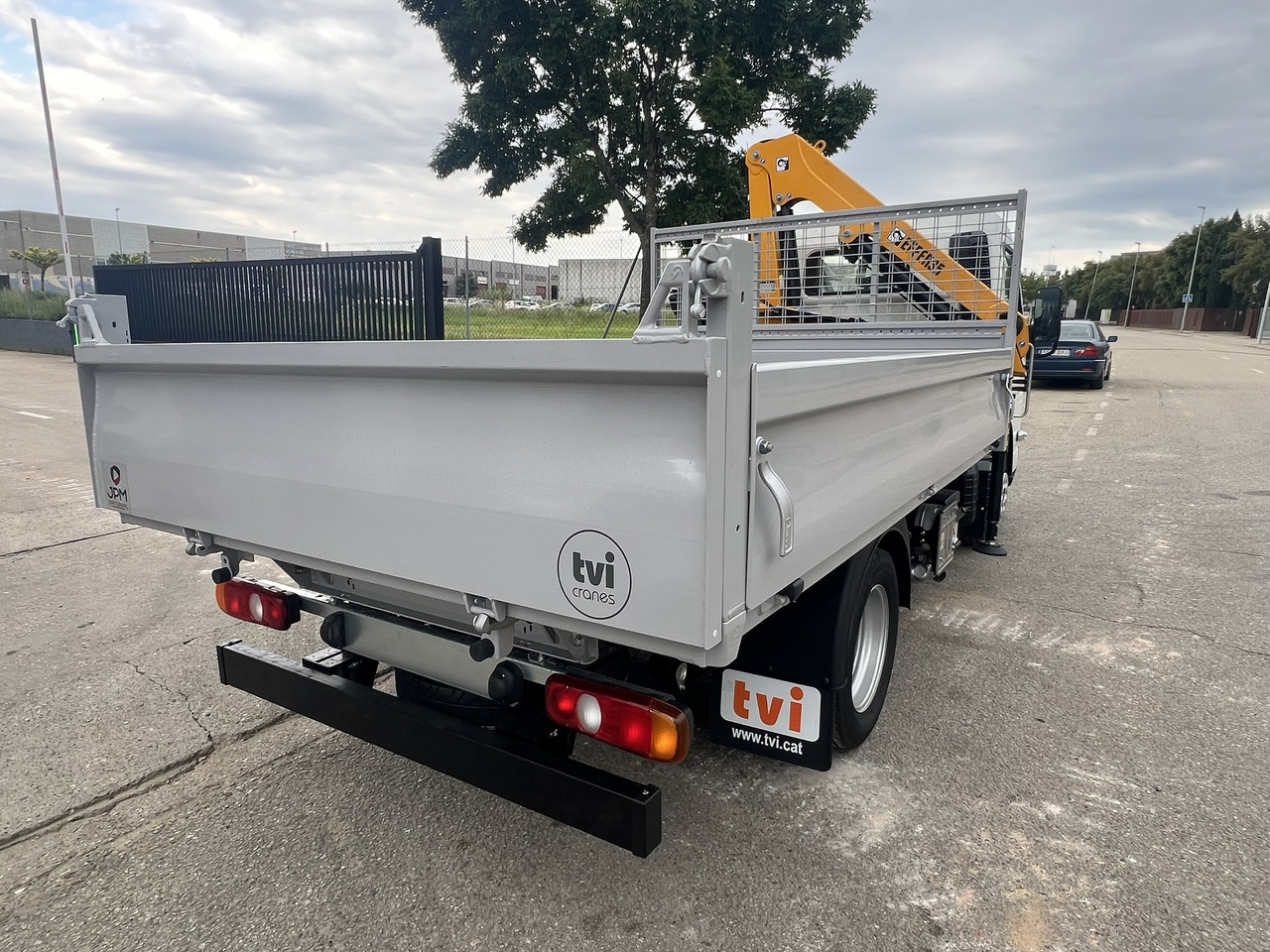 Camión grúa nuevo FUSO 35 3S: foto 8