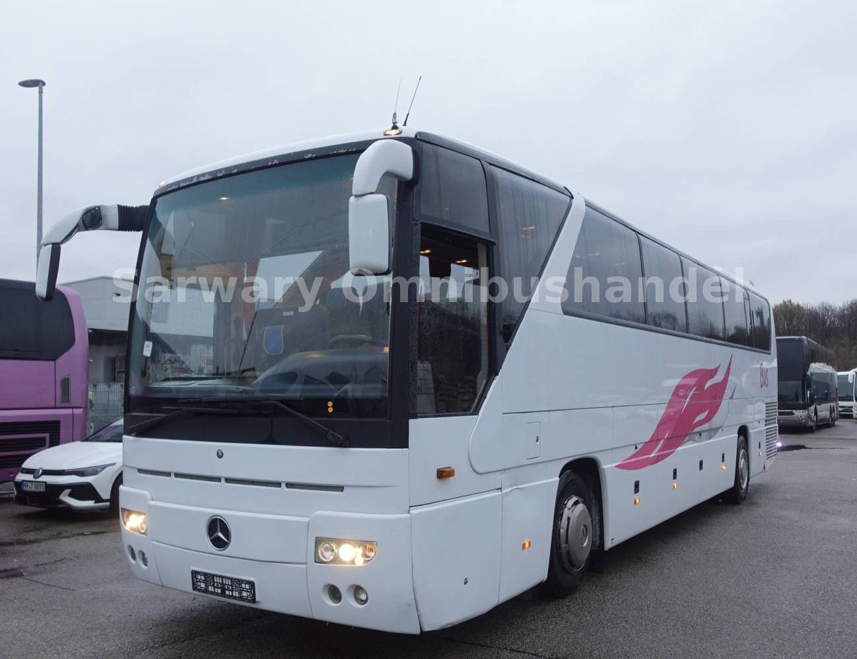 Mercedes-Benz 350 Tourismo 15 RHD*V8*404*55-Sitze*Klima*6-Gang - Autocar: foto 2 Mercedes-Benz 350 Tourismo 15 RHD*V8*404*55-Sitze*Klima*6-Gang - Autocar: foto 2