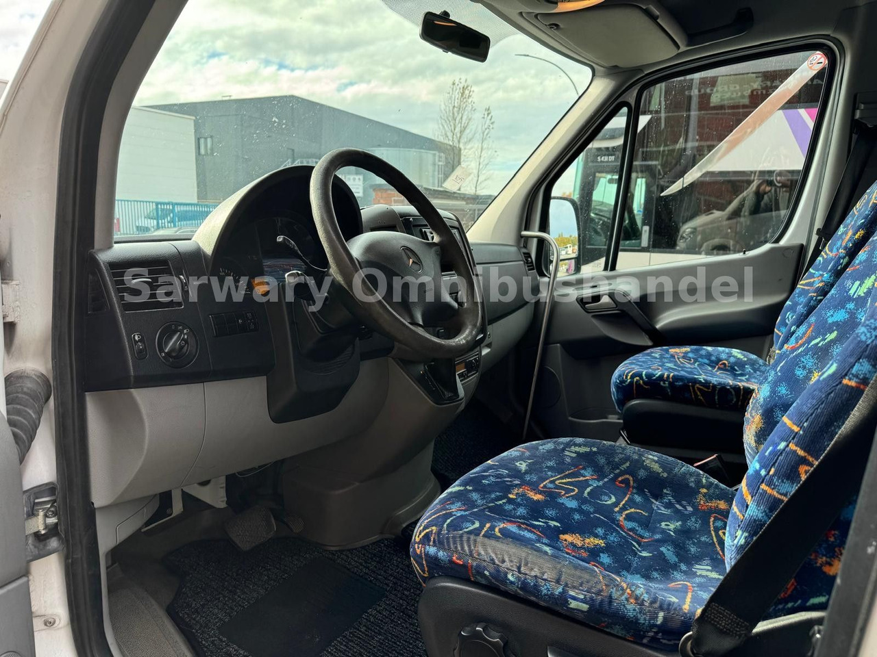 Minibús, Furgoneta de pasajeros Mercedes-Benz 516 CDI Sprinter*Euro 5* Klima*17 Sitze*Lift*519: foto 16 Minibús, Furgoneta de pasajeros Mercedes-Benz 516 CDI Sprinter*Euro 5* Klima*17 Sitze*Lift*519: foto 16