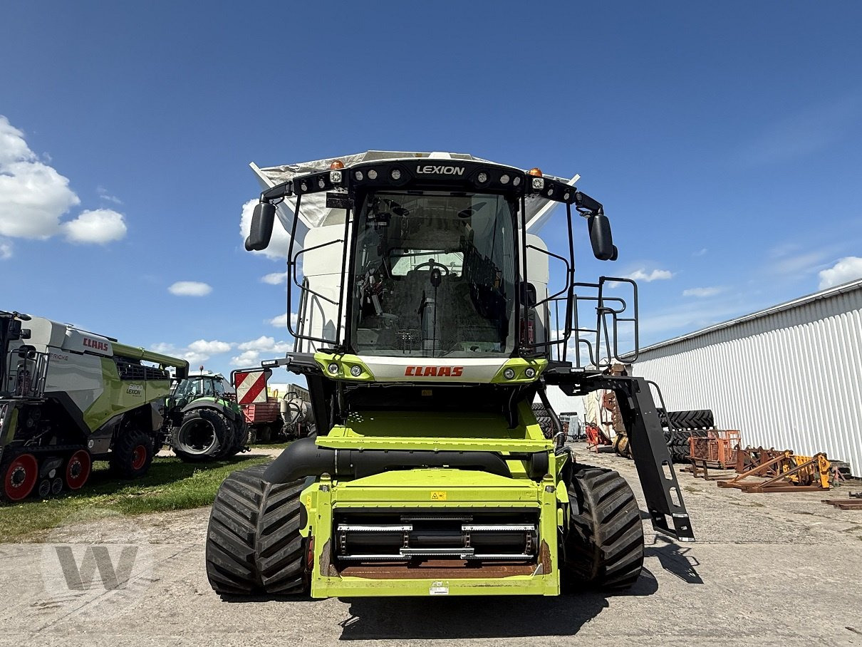 CLAAS Lexion 8900 TT - Cosechadora de granos: foto 2 CLAAS Lexion 8900 TT - Cosechadora de granos: foto 2