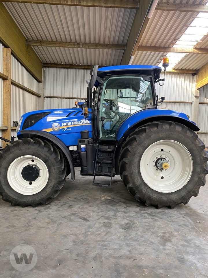 New Holland T 7.245 AC StageV - Tractor: foto 1 New Holland T 7.245 AC StageV - Tractor: foto 1