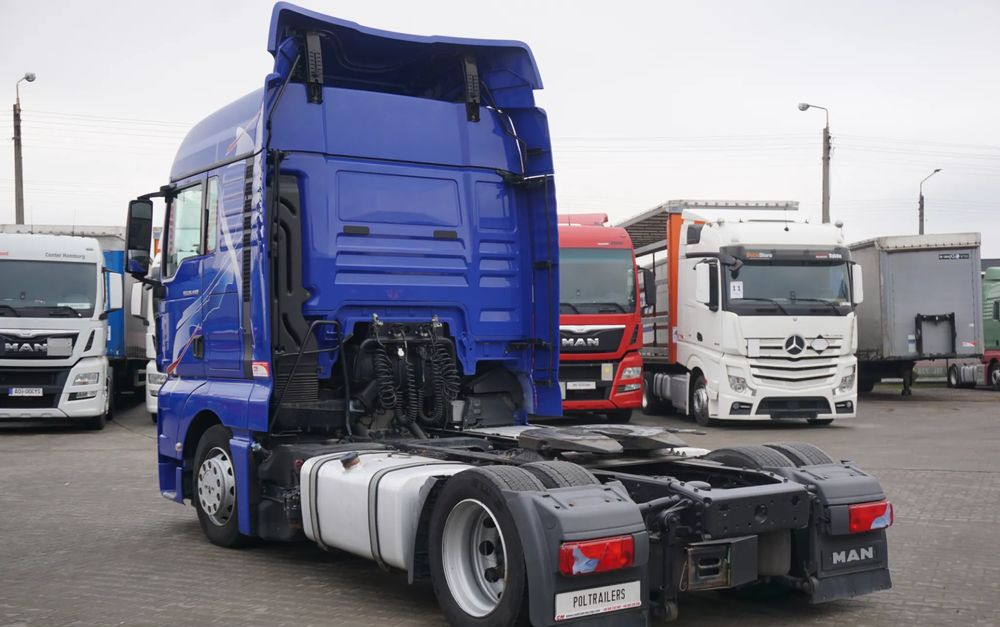 MAN 2 szt. Low-Deck i Standard TGX 18.440 - Cabeza tractora: foto 3 MAN 2 szt. Low-Deck i Standard TGX 18.440 - Cabeza tractora: foto 3
