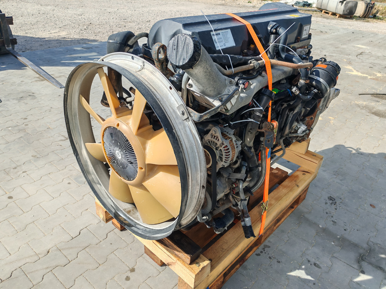 RENAULT PREMIUM DXI / ENGINE / DXI11 450 410 HP / EURO 5 / WORLDWIDE DELIVERY - Motor: foto 4 RENAULT PREMIUM DXI / ENGINE / DXI11 450 410 HP / EURO 5 / WORLDWIDE DELIVERY - Motor: foto 4