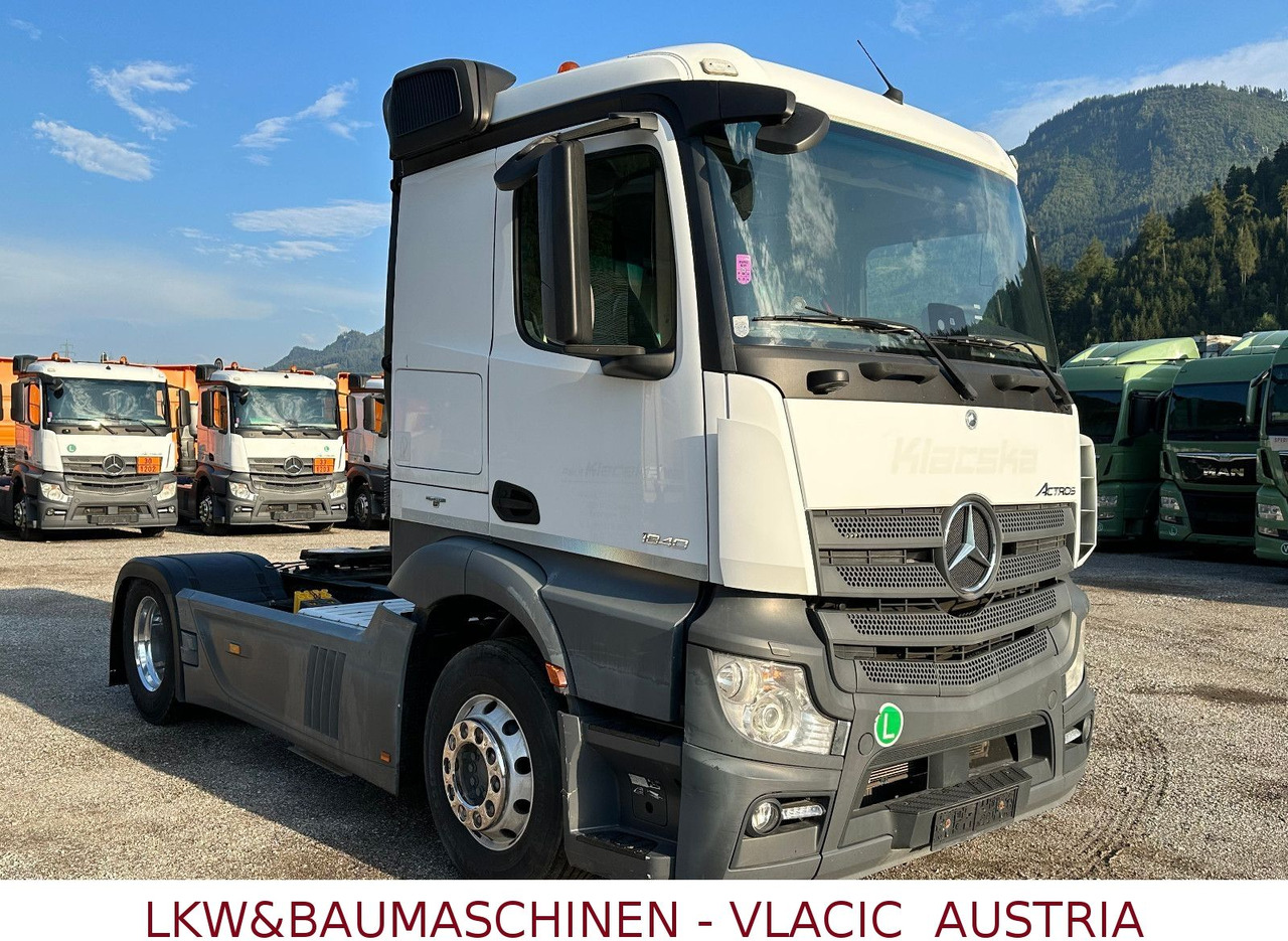 Mercedes-Benz Actros 1840 ADR ( 17 Stk. auf Lager 2017 jahr) - Cabeza tractora: foto 2 Mercedes-Benz Actros 1840 ADR ( 17 Stk. auf Lager 2017 jahr) - Cabeza tractora: foto 2