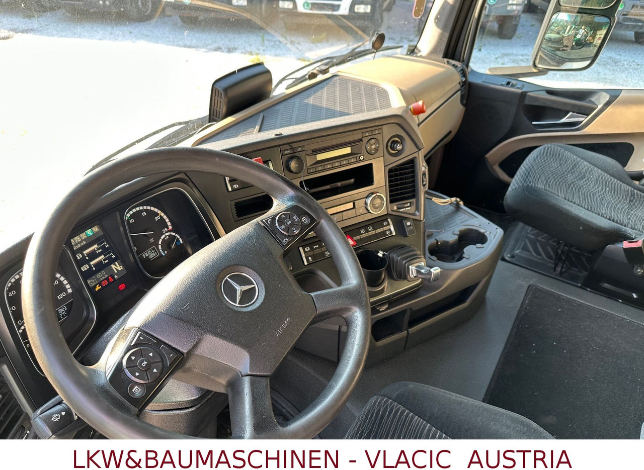 Mercedes-Benz Actros 1840 ADR ( 17 Stk. auf Lager 2017 jahr) - Cabeza tractora: foto 4 Mercedes-Benz Actros 1840 ADR ( 17 Stk. auf Lager 2017 jahr) - Cabeza tractora: foto 4