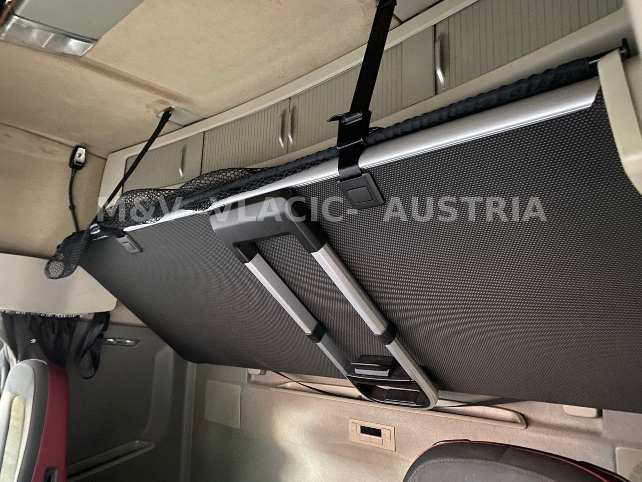 Arrendamiento de  Volvo FH 460 Mega -Lowliner Volvo FH 460 Mega -Lowliner: foto 8