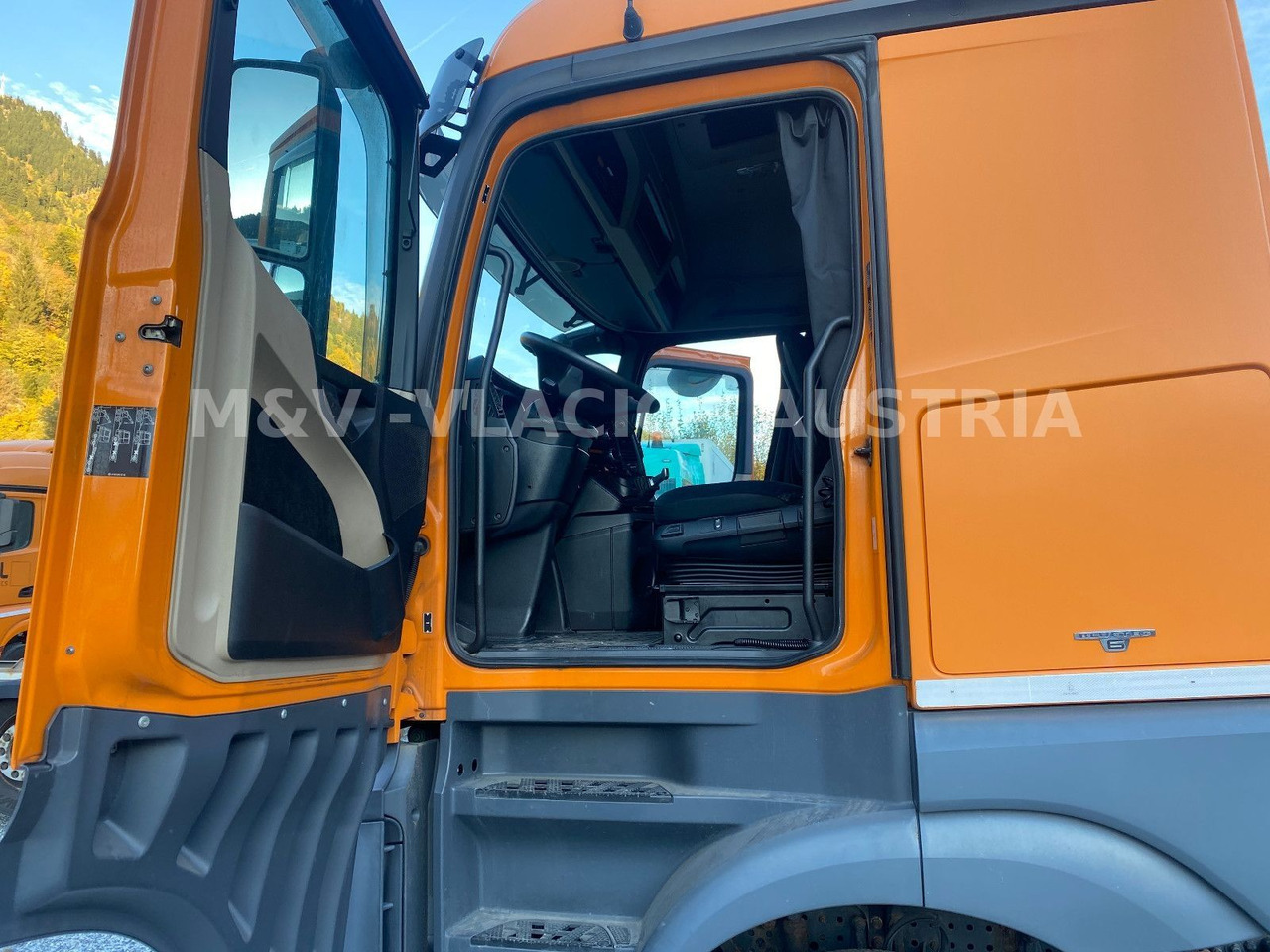 Mercedes-Benz 2542 - Camión portacontenedore/ Intercambiable: foto 2 Mercedes-Benz 2542 - Camión portacontenedore/ Intercambiable: foto 2