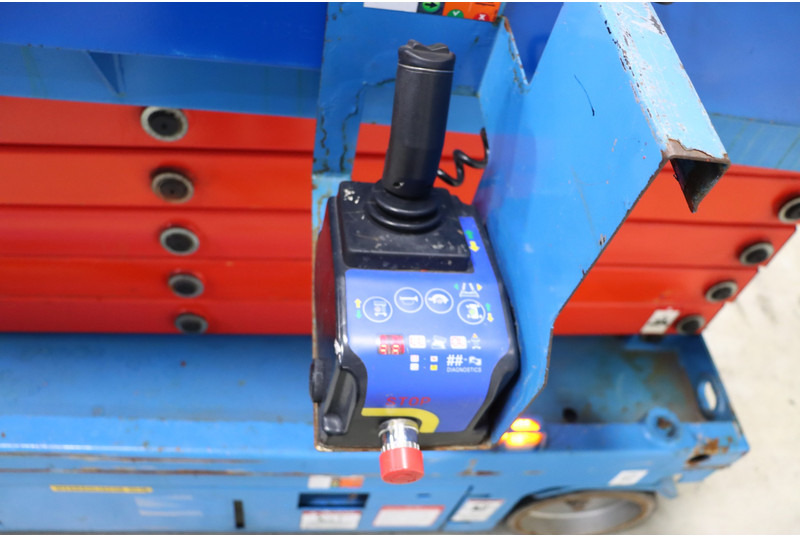 Mantall XE140W - Plataforma de tijeras: foto 2 Mantall XE140W - Plataforma de tijeras: foto 2