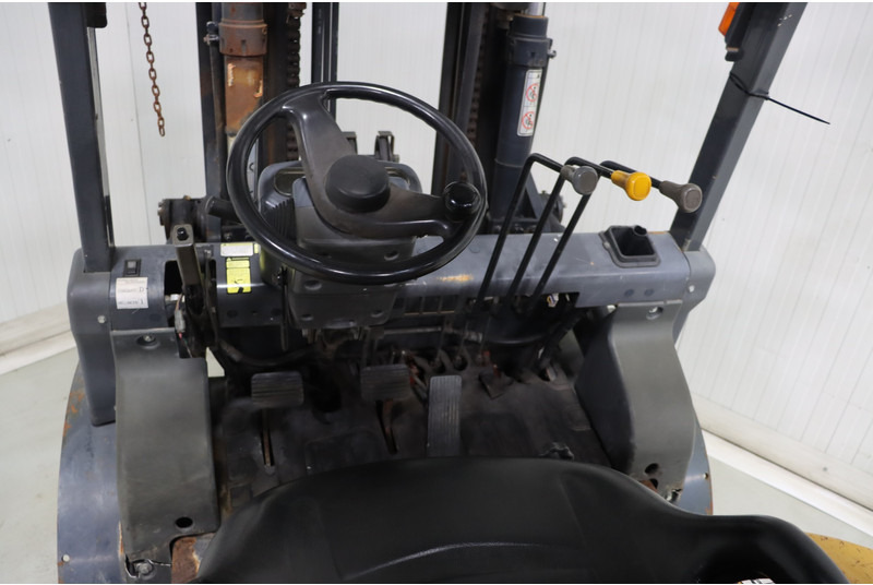 TCM FG50T9 - Carretilla elevadora de gas: foto 2 TCM FG50T9 - Carretilla elevadora de gas: foto 2