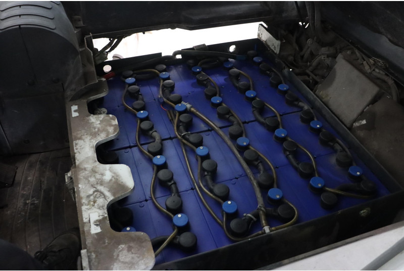 Carretilla elevadora eléctrica UniCarriers JAG2N1L20Q: foto 7