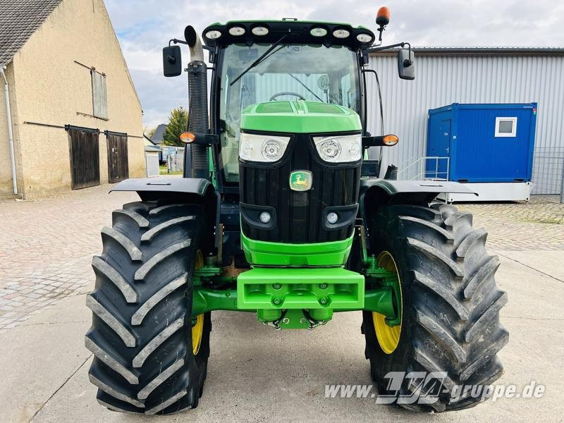 John Deere 6210R - Tractor: foto 3 John Deere 6210R - Tractor: foto 3