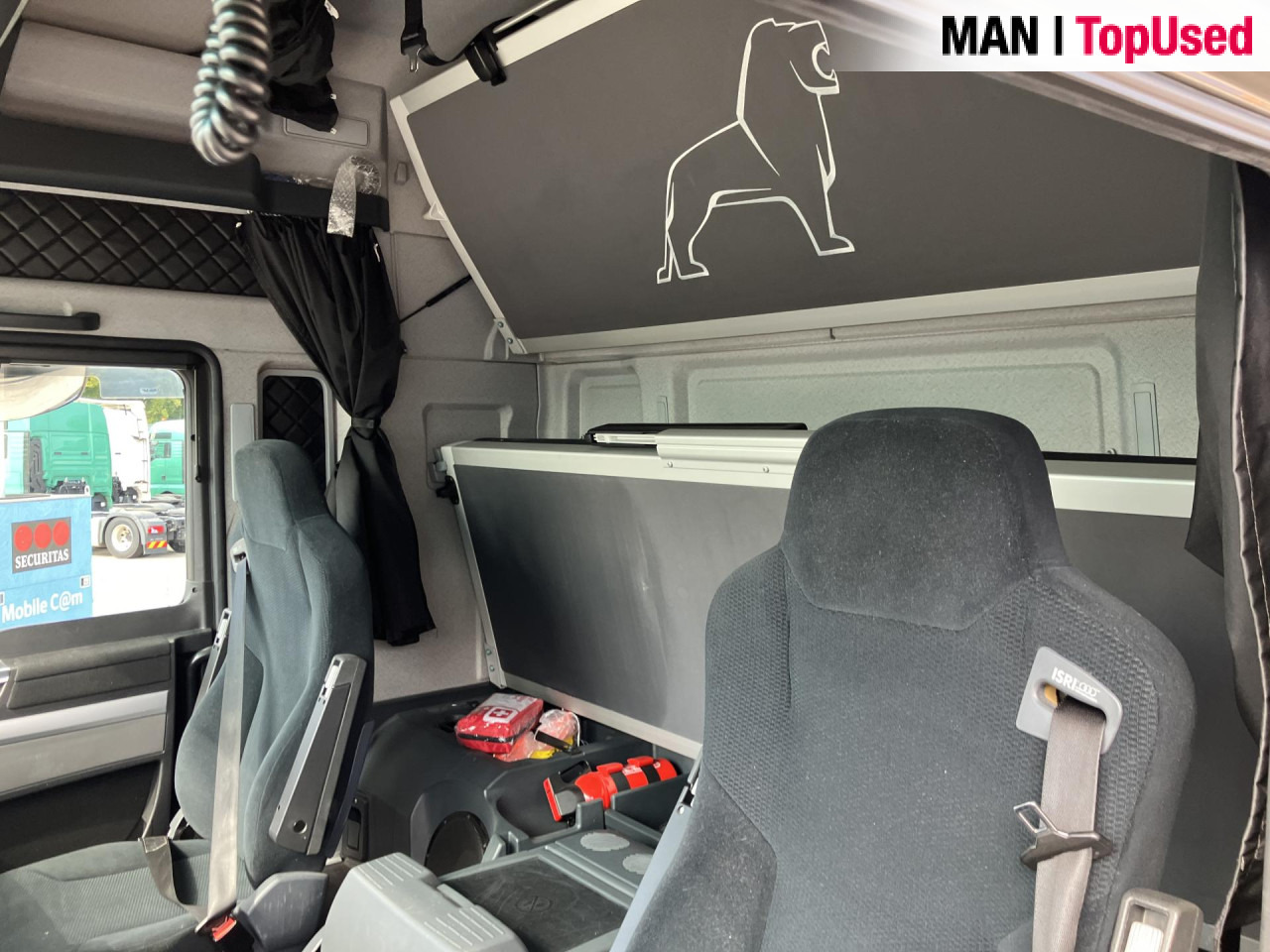 MAN TGX 18.440 LLS-ULTRA-XXL-NAVI-STDKLIMA-INTARDER - Cabeza tractora: foto 4 MAN TGX 18.440 LLS-ULTRA-XXL-NAVI-STDKLIMA-INTARDER - Cabeza tractora: foto 4