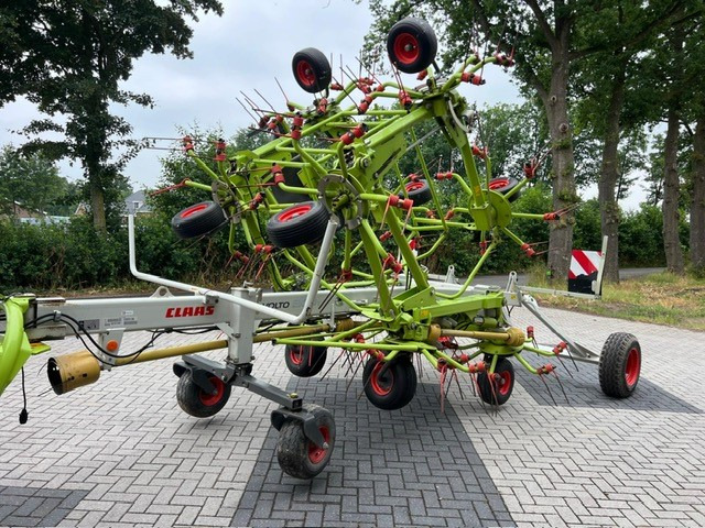 CLAAS VOLTO 1300T tedder - Henificadora: foto 1 CLAAS VOLTO 1300T tedder - Henificadora: foto 1