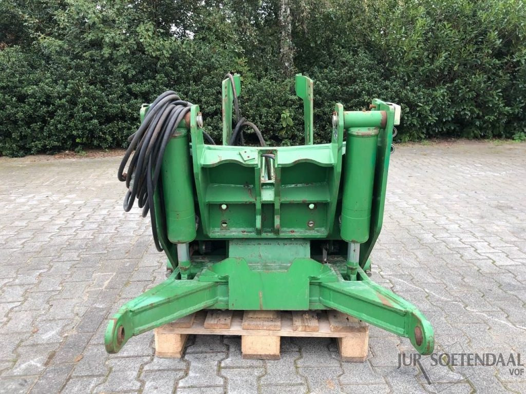 JOHN DEERE frontlinkage - Tractor: foto 1 JOHN DEERE frontlinkage - Tractor: foto 1