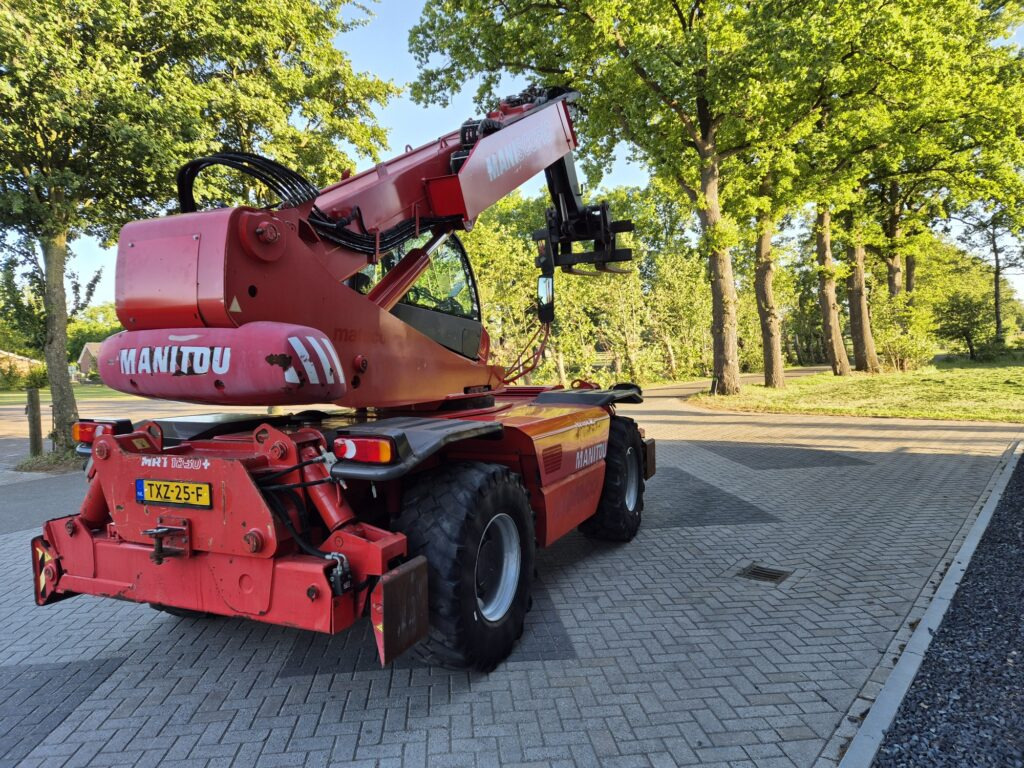 MANITOU MRT 1850+ privilege - Manipulador telescópico: foto 5 MANITOU MRT 1850+ privilege - Manipulador telescópico: foto 5