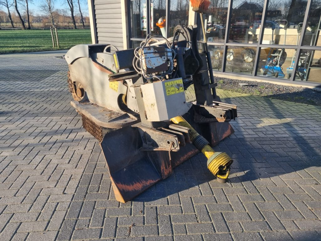 OBMTEC Pro270XL stump grinder - Triturador de tocones: foto 2 OBMTEC Pro270XL stump grinder - Triturador de tocones: foto 2