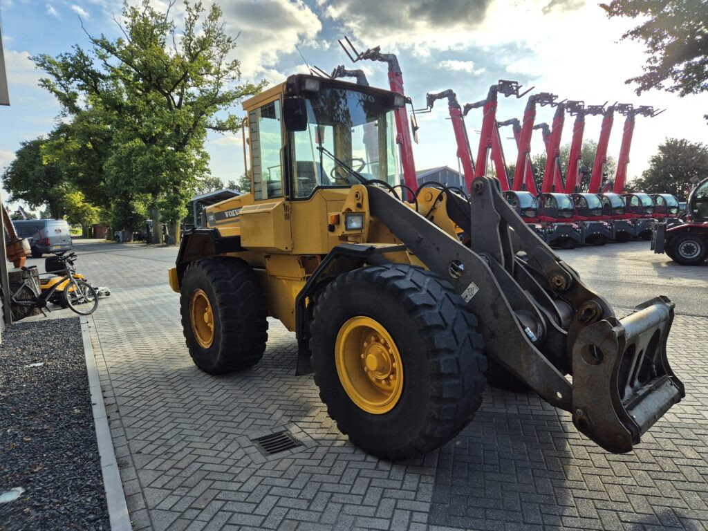 VOLVO L70C - Cargadora de ruedas: foto 5 VOLVO L70C - Cargadora de ruedas: foto 5