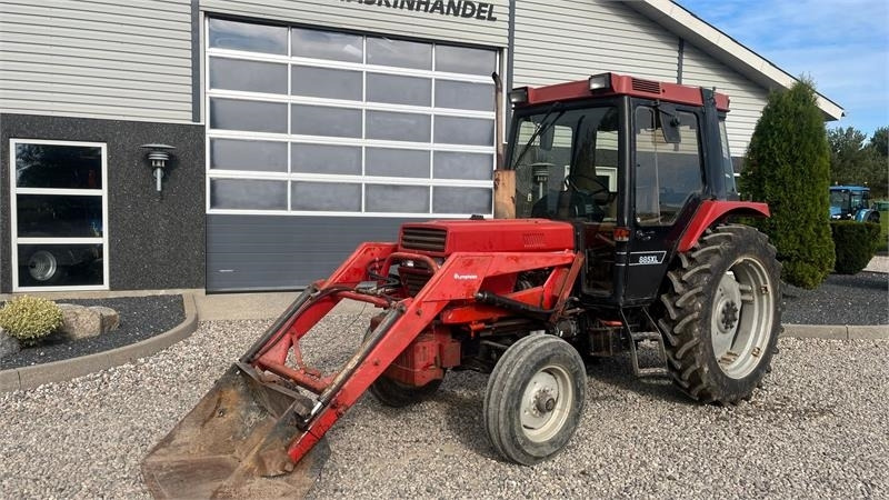 Case IH 885 XL Med frontlæsser - Tractor: foto 2 Case IH 885 XL Med frontlæsser - Tractor: foto 2