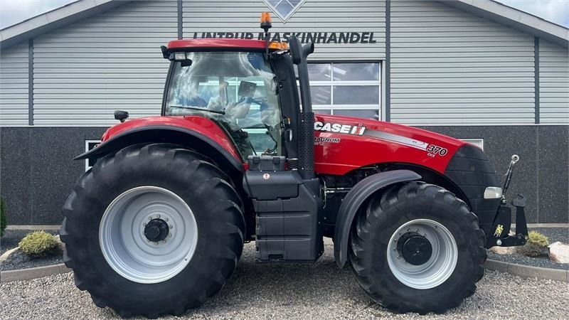 Arrendamiento de Case IH Magnum 370 CVX Med fronlift  Case IH Magnum 370 CVX Med fronlift: foto 13 Arrendamiento de Case IH Magnum 370 CVX Med fronlift  Case IH Magnum 370 CVX Med fronlift: foto 13