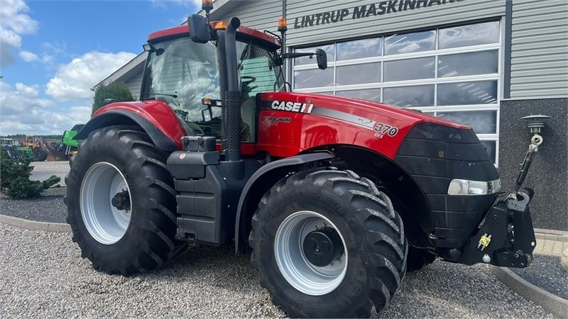 Arrendamiento de Case IH Magnum 370 CVX Med fronlift  Case IH Magnum 370 CVX Med fronlift: foto 21 Arrendamiento de Case IH Magnum 370 CVX Med fronlift  Case IH Magnum 370 CVX Med fronlift: foto 21