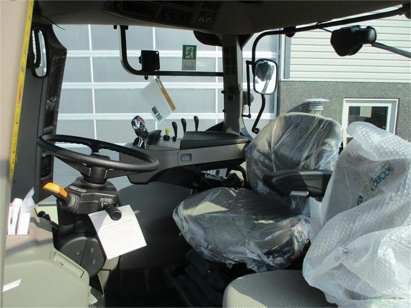 Case IH Puma 180 FPS New and unused tractor - Tractor: foto 2 Case IH Puma 180 FPS New and unused tractor - Tractor: foto 2