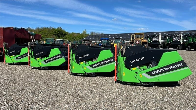 Cosechadora de granos Deutz-fahr C7206 With 24feed - 7.2m header. New and unused Co: foto 7