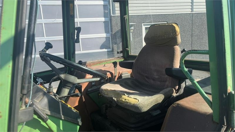 Fendt 308 LS Farmer Turbomatik med frontlæsser og skovin - Tractor: foto 5 Fendt 308 LS Farmer Turbomatik med frontlæsser og skovin - Tractor: foto 5