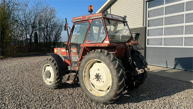Fiat 70-90 Med bred Comfort kabine - Tractor: foto 3 Fiat 70-90 Med bred Comfort kabine - Tractor: foto 3