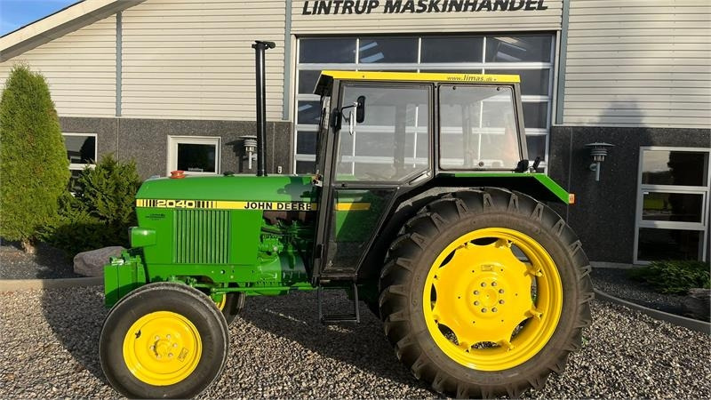 John Deere 2040 Med nye dæk hele vejen rundt - Tractor: foto 4 John Deere 2040 Med nye dæk hele vejen rundt - Tractor: foto 4