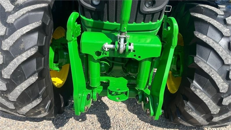 John Deere 6170R AutoPower med frontlift  - Tractor: foto 4 John Deere 6170R AutoPower med frontlift  - Tractor: foto 4