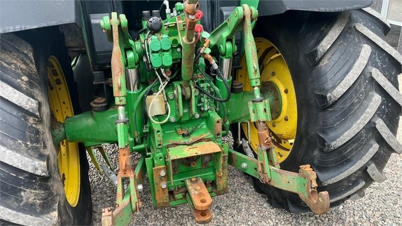 John Deere 6910 TLS, AutoQurd, Hjørnestops computer og frontl - Tractor: foto 4 John Deere 6910 TLS, AutoQurd, Hjørnestops computer og frontl - Tractor: foto 4