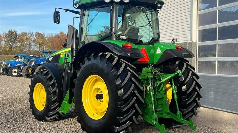 John Deere 7280R Næsten nye dæk, Autopower og frontlift samt - Tractor: foto 3 John Deere 7280R Næsten nye dæk, Autopower og frontlift samt - Tractor: foto 3