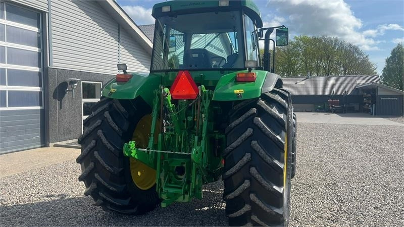 Tractor John Deere 7710 8.1L motor, store hjul og frontlift. En ejere: foto 15