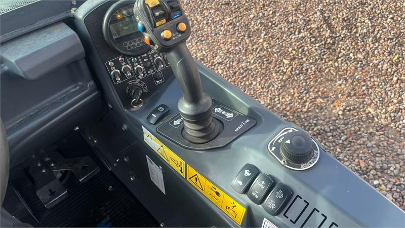 Multione 11.6 k Med pallegafler og multiskovl - Cargadora articulada: foto 5 Multione 11.6 k Med pallegafler og multiskovl - Cargadora articulada: foto 5