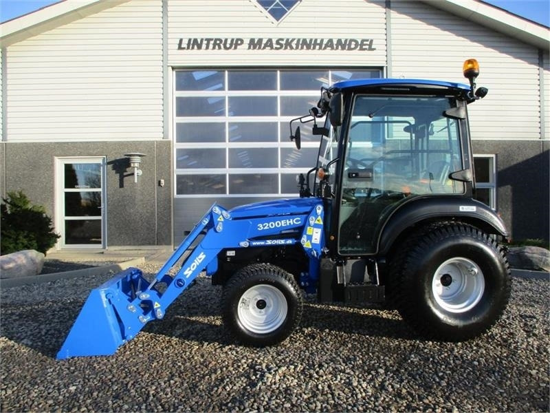 Tractor Solis 26 HST Med kabine, Turf hjul og frontlæsser.: foto 22
