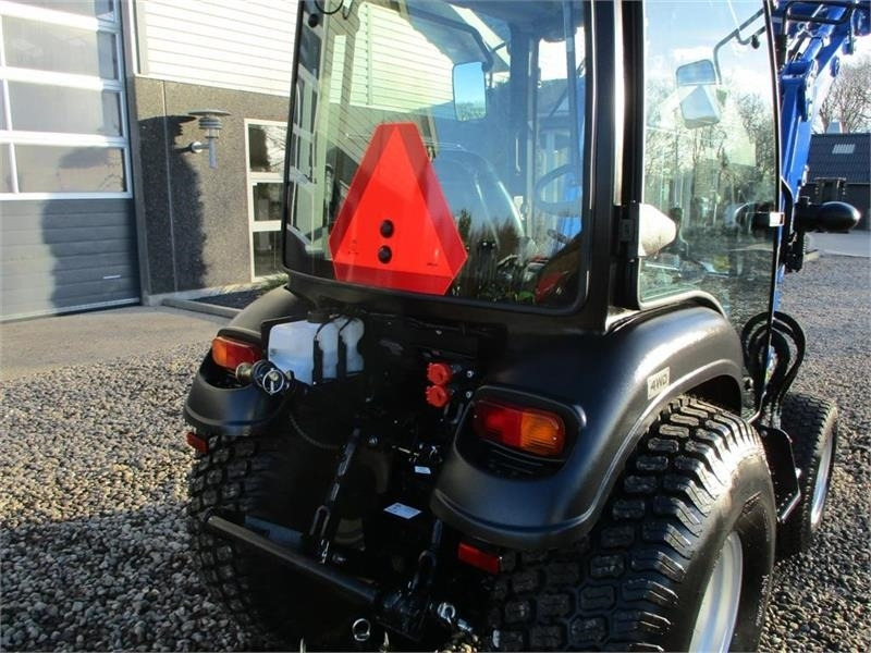 Tractor Solis 26 HST Med kabine, Turf hjul og frontlæsser.: foto 12