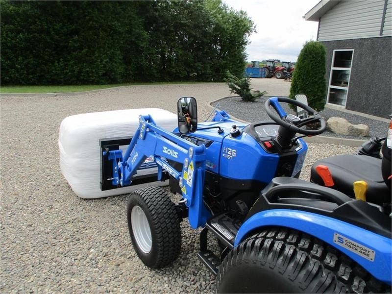 Solis 26 HST med fuldhydraulisk frontlæsser på - Mini tractor: foto 2 Solis 26 HST med fuldhydraulisk frontlæsser på - Mini tractor: foto 2